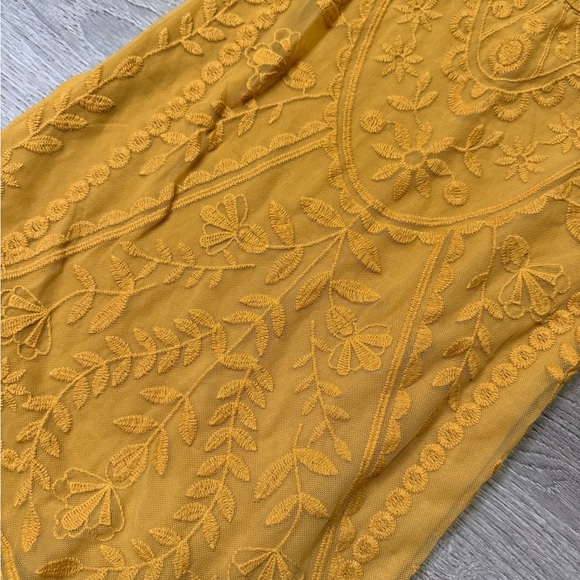 •REWIND• MUSTARD LACE TANK TOP - Picture 5 of 5